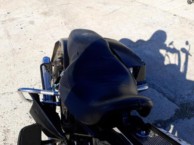 2006 HARLEY-DAVIDSON FLHRCI 1HD1FRW1X6Y645982