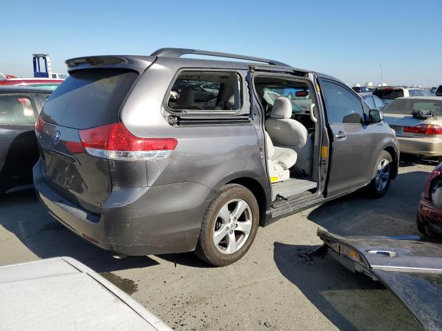 5TDKK3DC0ES471014 Toyota SIENNA LE