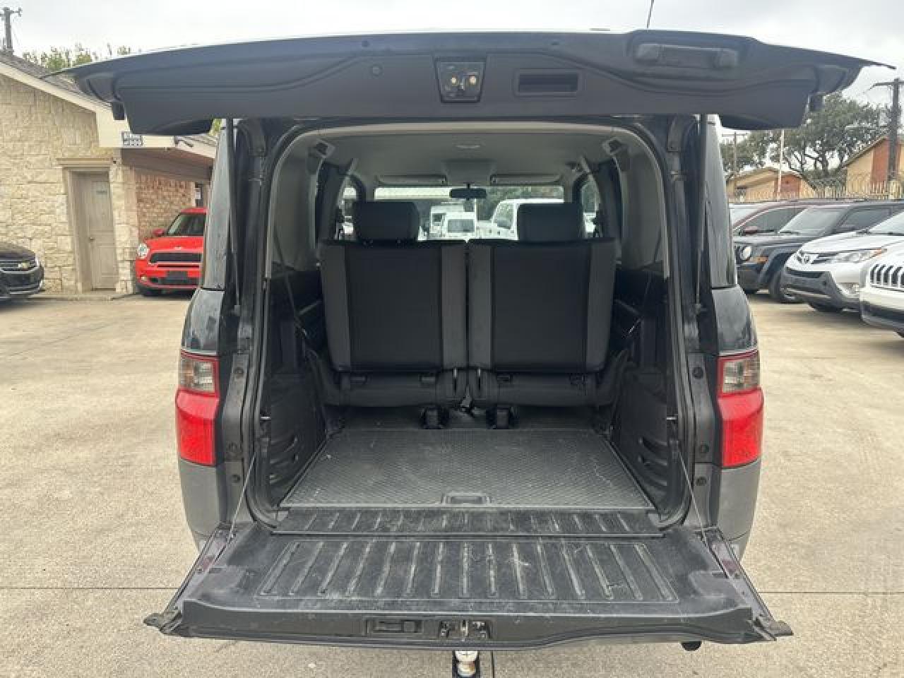 2005 Honda Element Lx VIN: 5J6YH17345L000794 Lot: 68048732
