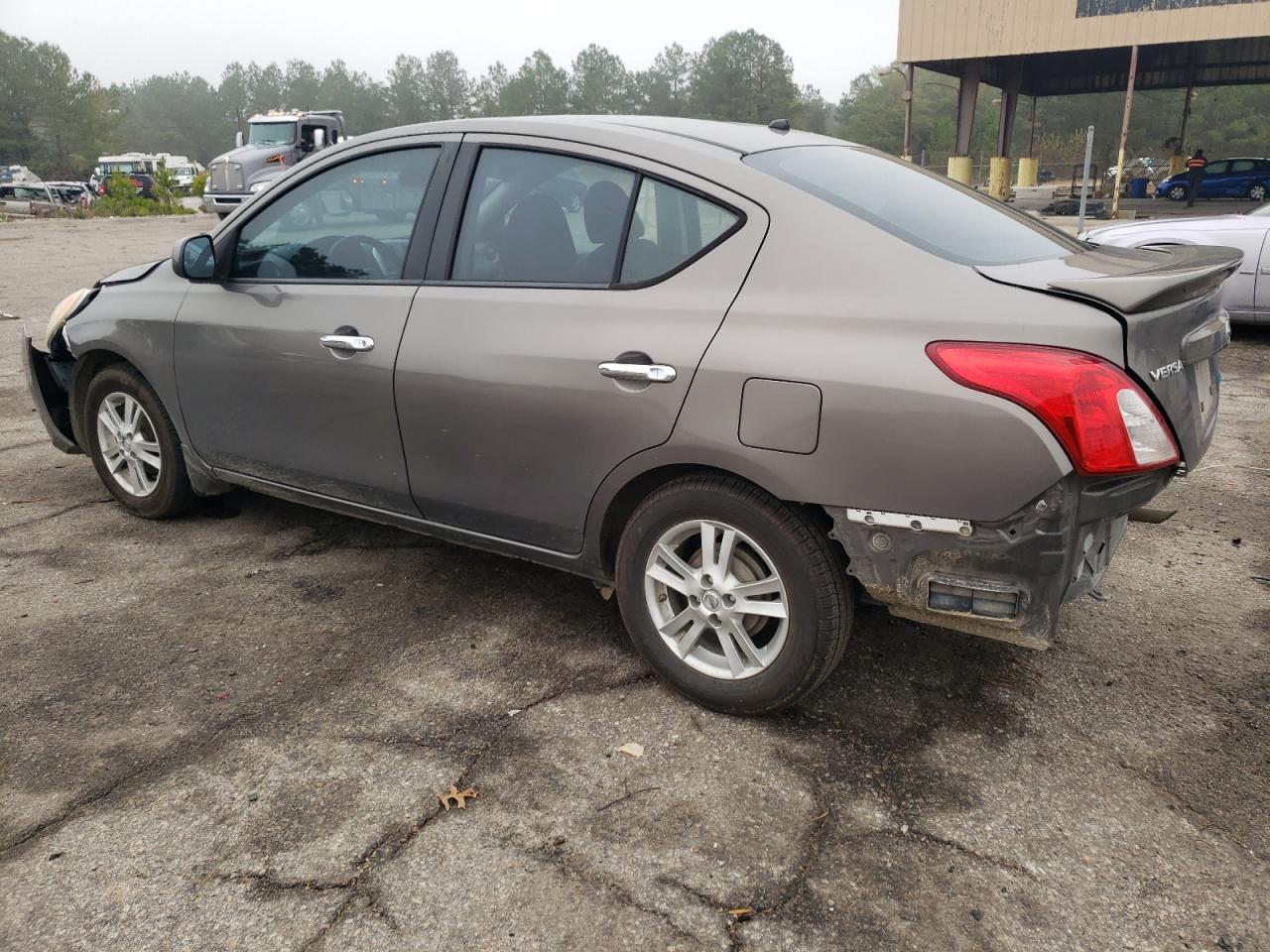 Lot #2919170712 2014 NISSAN VERSA S