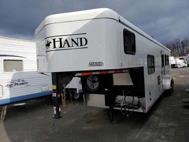 2015 BISO HORSE/CAMP VIN: 51Y335D26F2004968