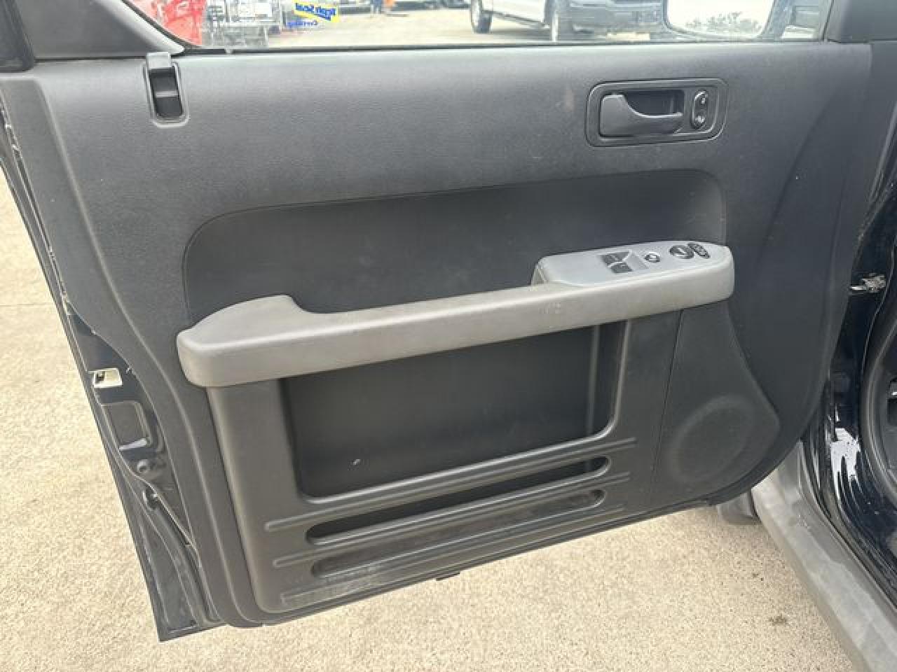 2005 Honda Element Lx VIN: 5J6YH17345L000794 Lot: 68048732