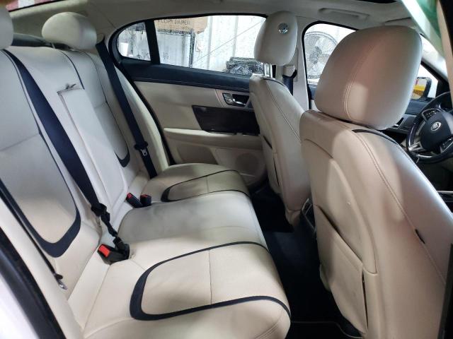 SAJWA0ES0DPS82074 Jaguar XF