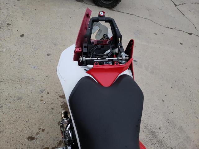 2013 YAMAHA YZFR6 C JYARJ16Y7DA006557