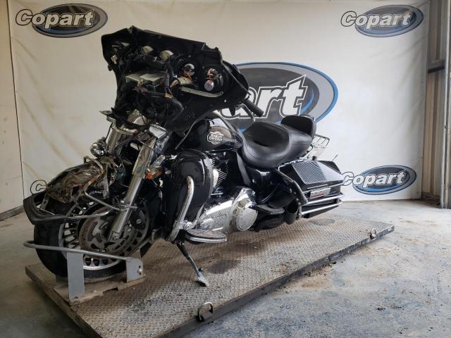 2010 HARLEY-DAVIDSON FLHTCU 1HD1FC419AB633916