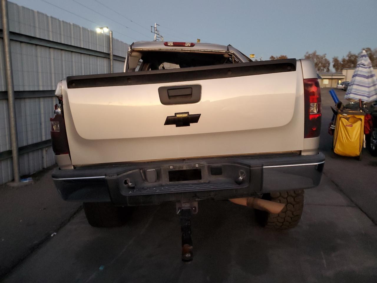 2008 Chevrolet Silverado - Image 6