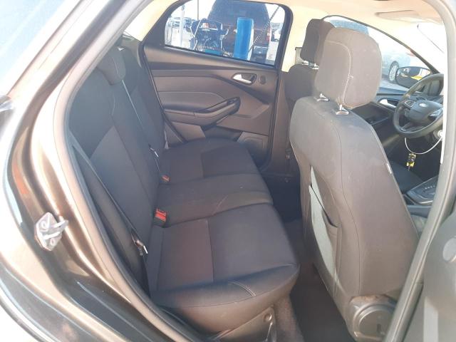 2018 FORD FOCUS S/SE 1FADP3M24JL244945