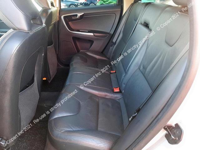 YV1DZ8756D2422315 Volvo Xc60 Se Lu