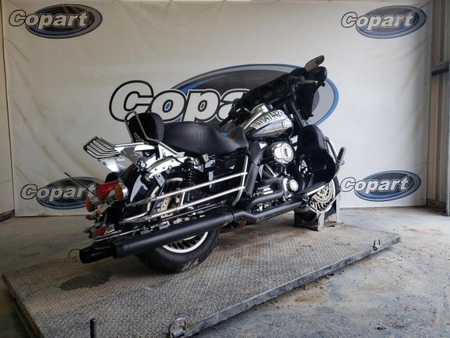 2010 HARLEY-DAVIDSON FLHTCU 1HD1FC419AB633916