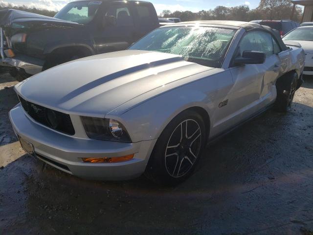 2005 Ford Mustang 