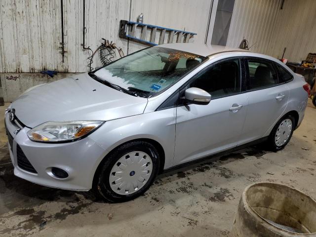 Salvage cars for sale from Copart Lyman, ME: 2013 Ford Focus SE