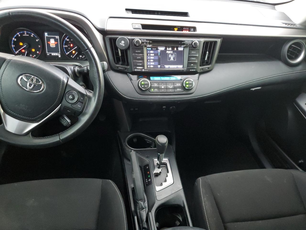 JTMWFREV1HJ138492 TOYOTA RAV4 2017