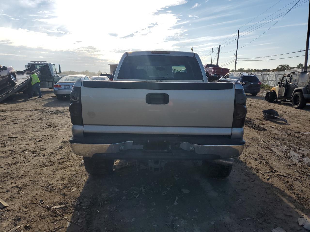 1GCGK13U22F226215 2002 Chevrolet Silverado K1500 Heavy Duty