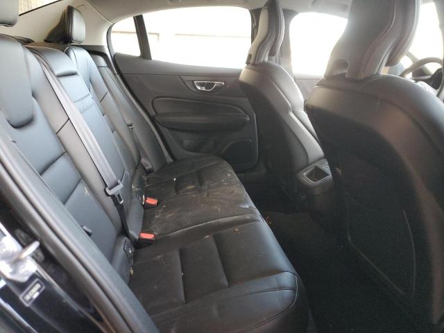 2022 VOLVO S60 B5 MOM 7JRL12TZ2NG154709