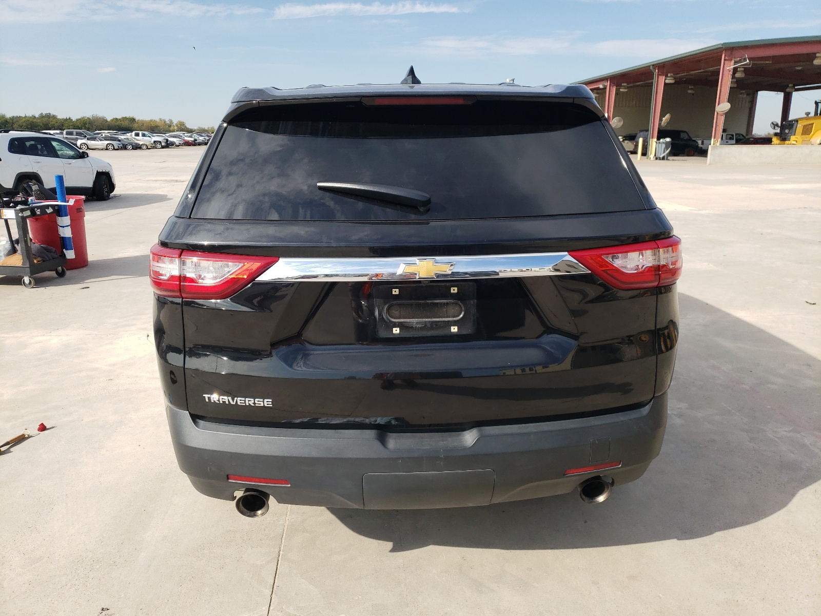 1GNERFKW0KJ121423 2019 Chevrolet Traverse Ls