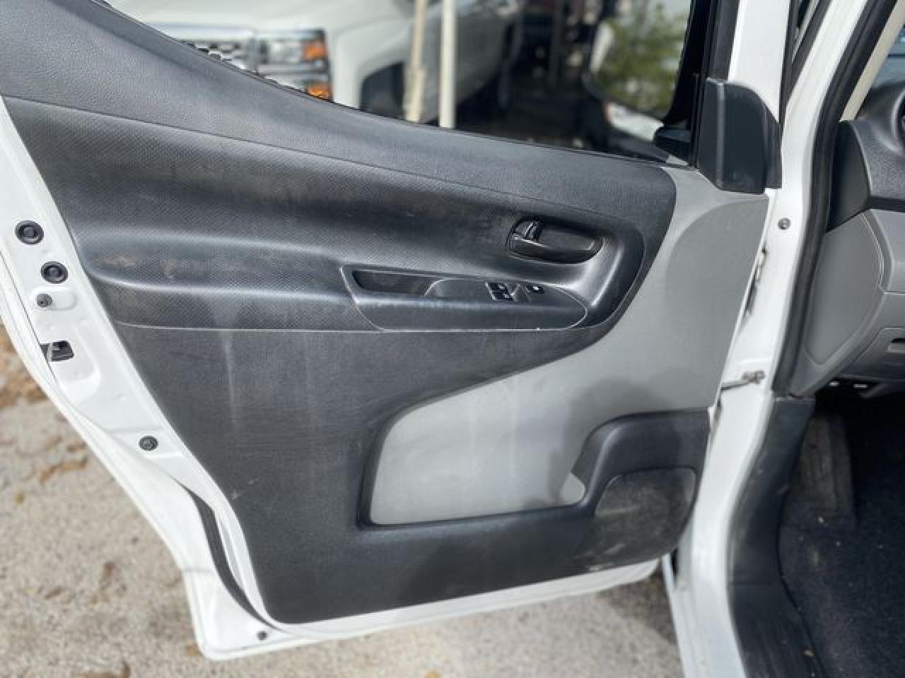 2014 Nissan Nv200 2.5S VIN: 3N6CM0KN0EK692185 Lot: 68238182