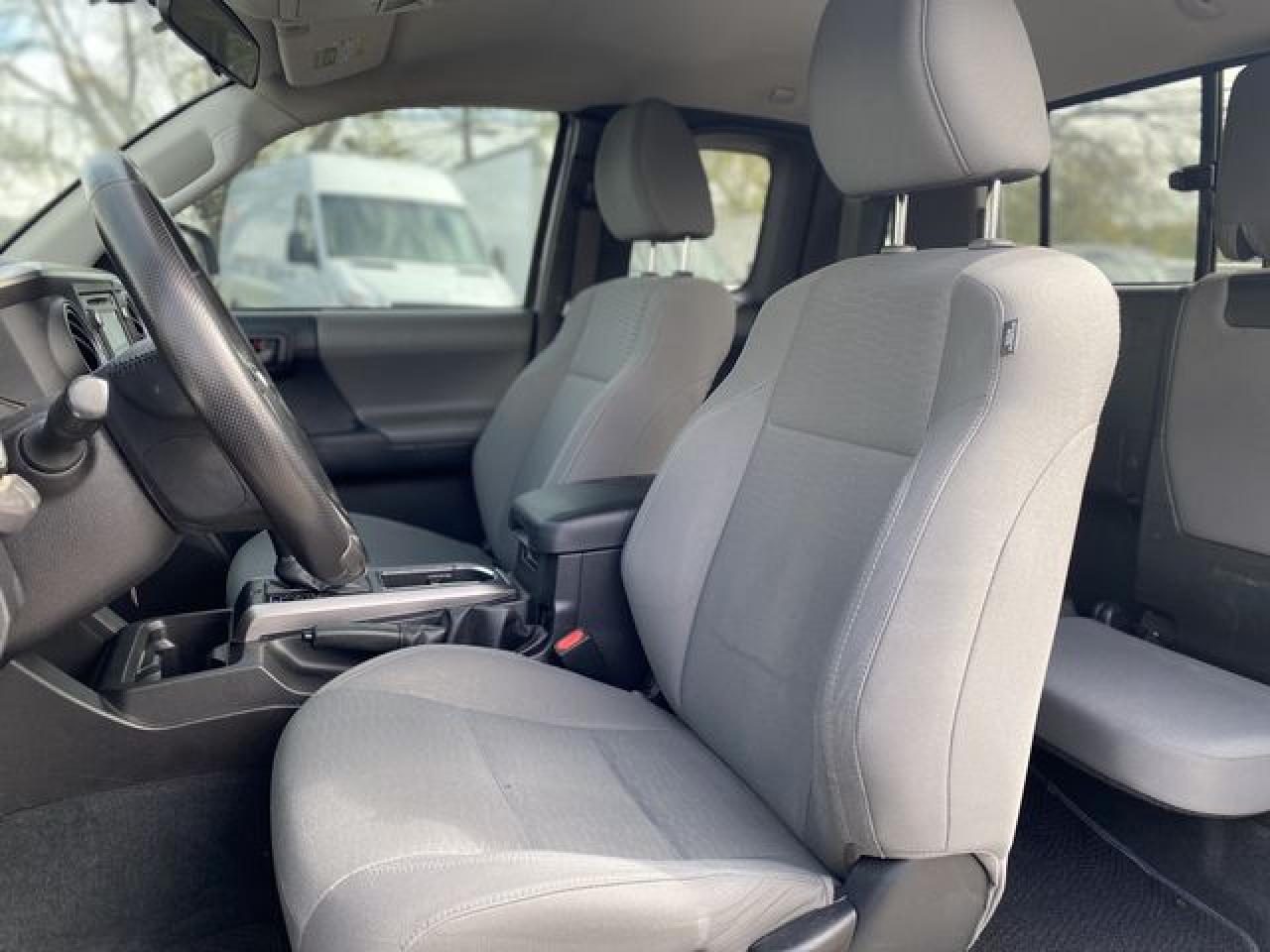 2016 Toyota Tacoma Access Cab VIN: 5TFRX5GN7GX055614 Lot: 68334952