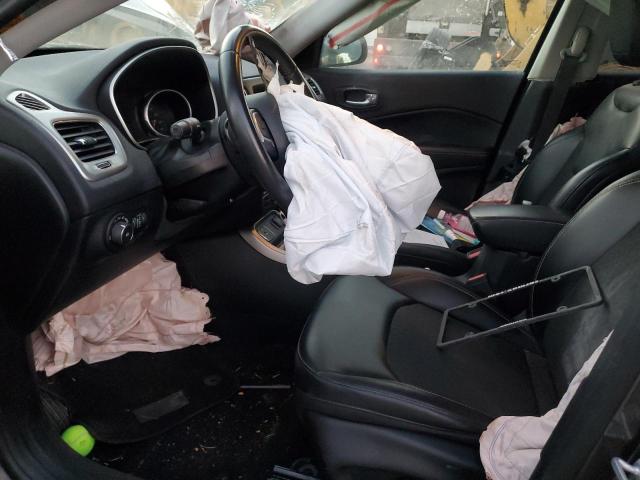 3C4NJCBB4JT204677 Jeep Compass Latitude