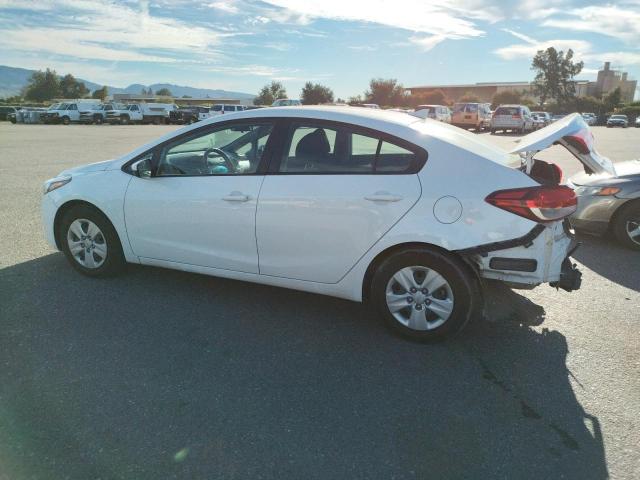 3KPFK4A7XJE175548 KIA FORTE LX