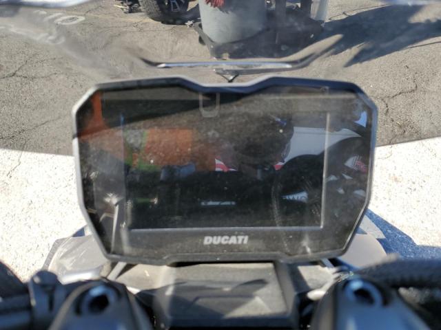 2021 DUCATI STREETFIGH ZDMFAKNW0MB005908
