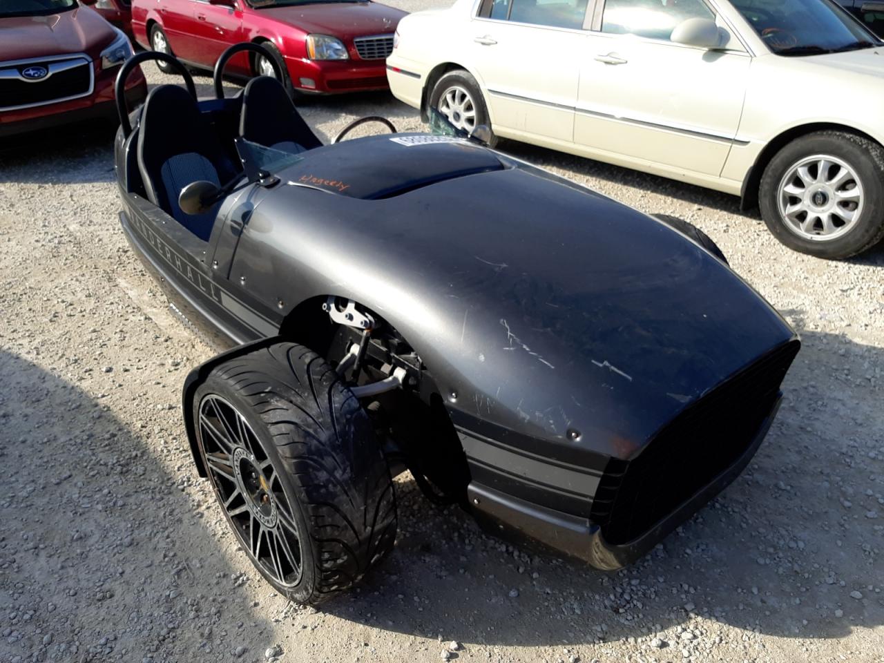 1V9TV2004JR190215 VAND AUTOCYCLE 2018