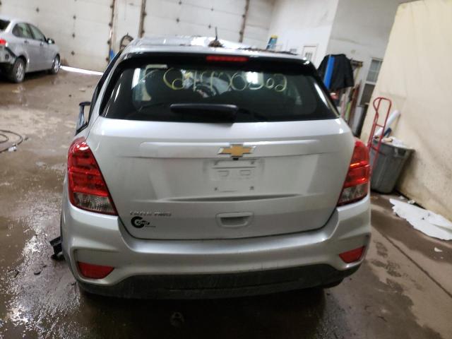  CHEVROLET TRAX 2020 Srebrny