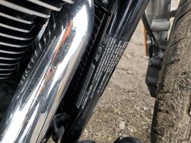 2021 HARLEY-DAVIDSON FLHC 1HD1YAJ17MB028199