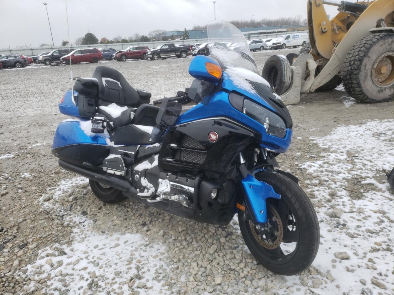 JH2SC68G2HK500494 HONDA GL1800 2017