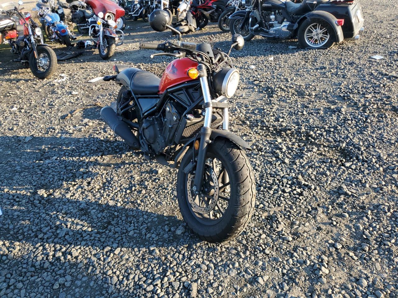MLHPC5604H5001951 HONDA CMX500 2017