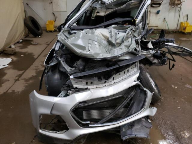  CHEVROLET TRAX 2020 Srebrny