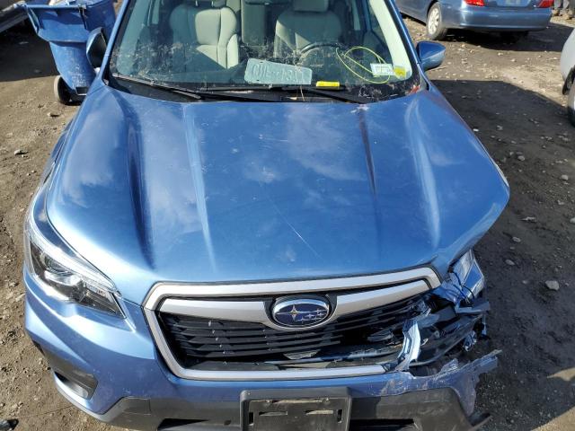 JF2SKAEC4KH561660 Subaru Forester Premium