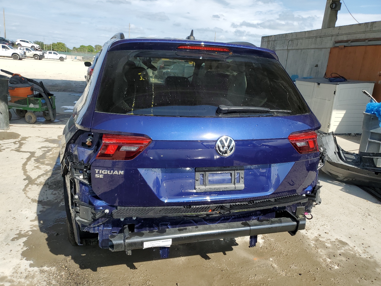 3VV3B7AXXMM017114 2021 Volkswagen Tiguan Se