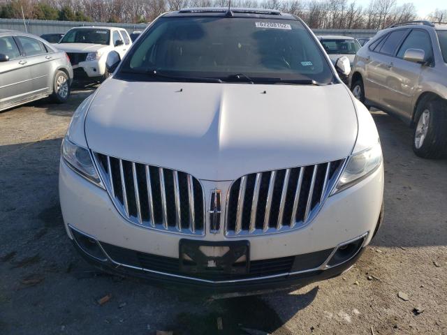 2LMDJ6JK8DBL29633 Lincoln MKX