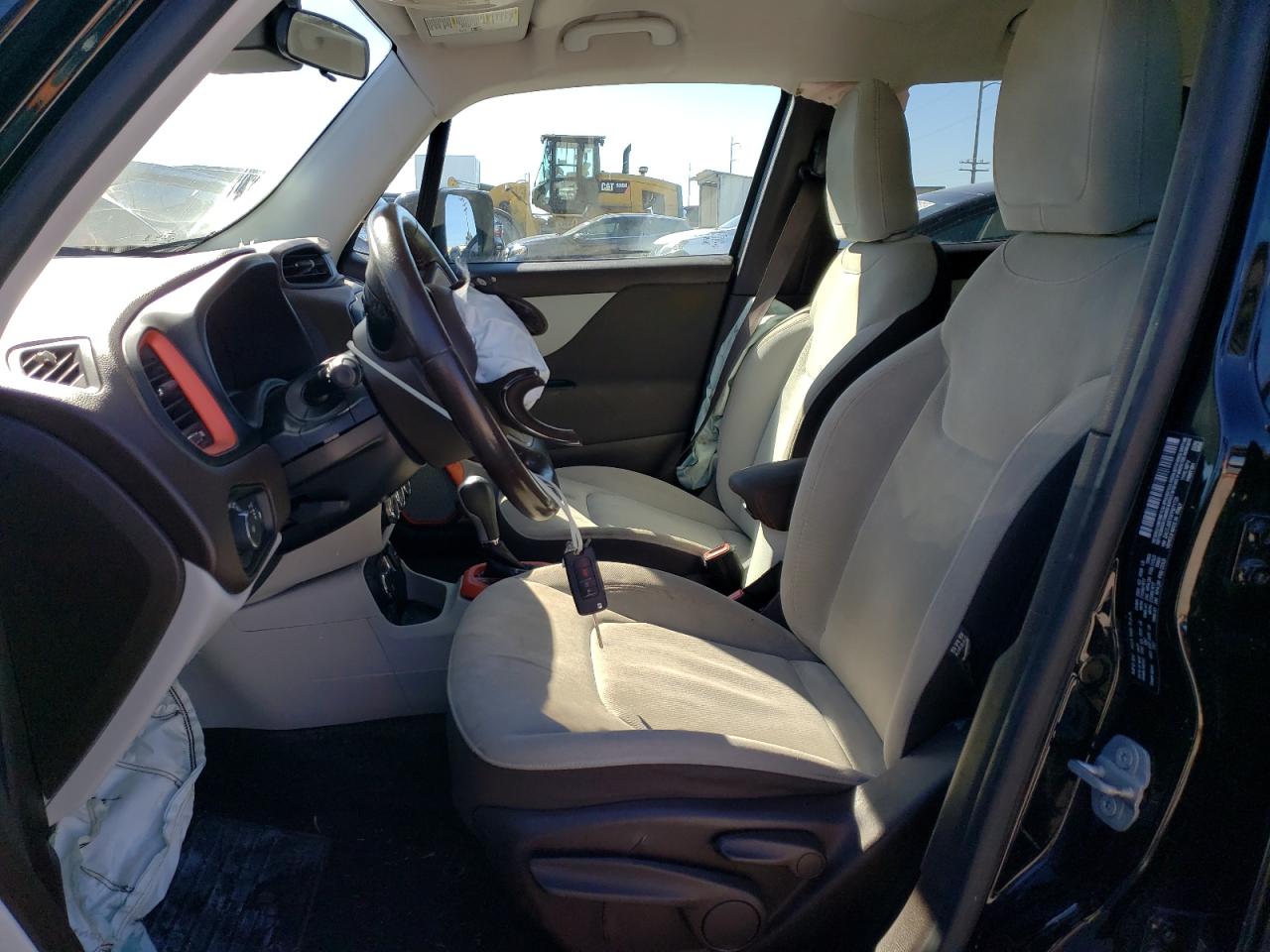 2015 Jeep Renegade Latitude VIN: ZACCJBBT0FPB71725 Lot: 59091623