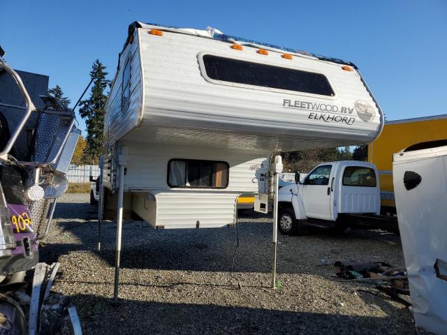 Salvage cars for sale from Copart Graham, WA: 2001 Fleetwood Camper