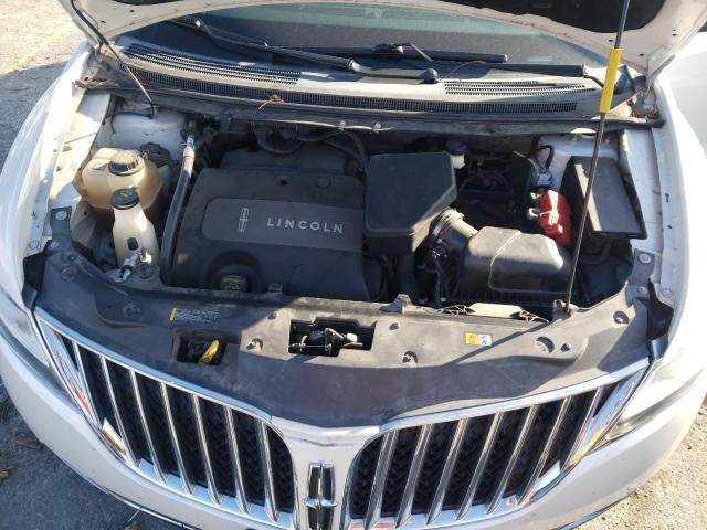 2LMDJ6JK8DBL29633 Lincoln MKX