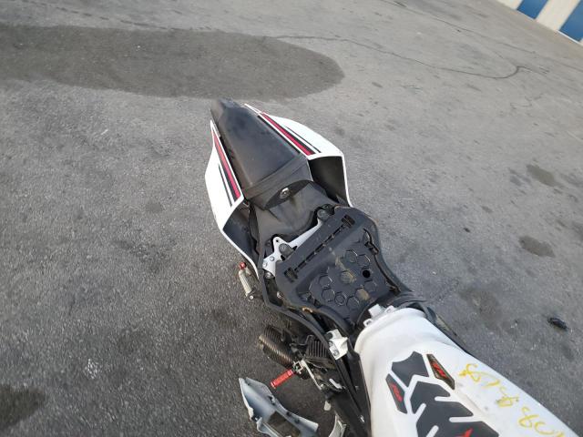 2019 YAMAHA YZFR6 C JYARJ28Y0KA002348