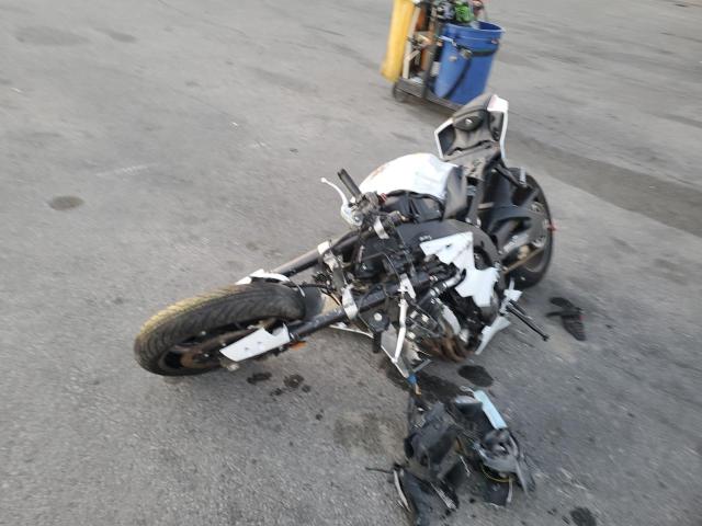 2019 YAMAHA YZFR6 C JYARJ28Y0KA002348