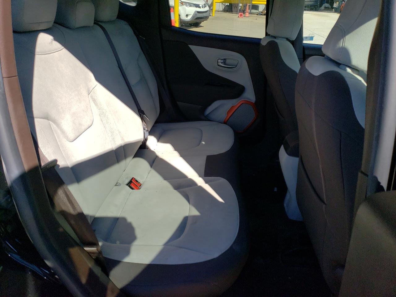 2015 Jeep Renegade Latitude VIN: ZACCJBBT0FPB71725 Lot: 59091623