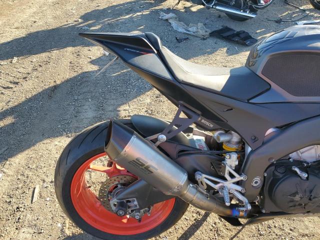 2019 APRILIA RSV4 ZD4KEU007KS001790