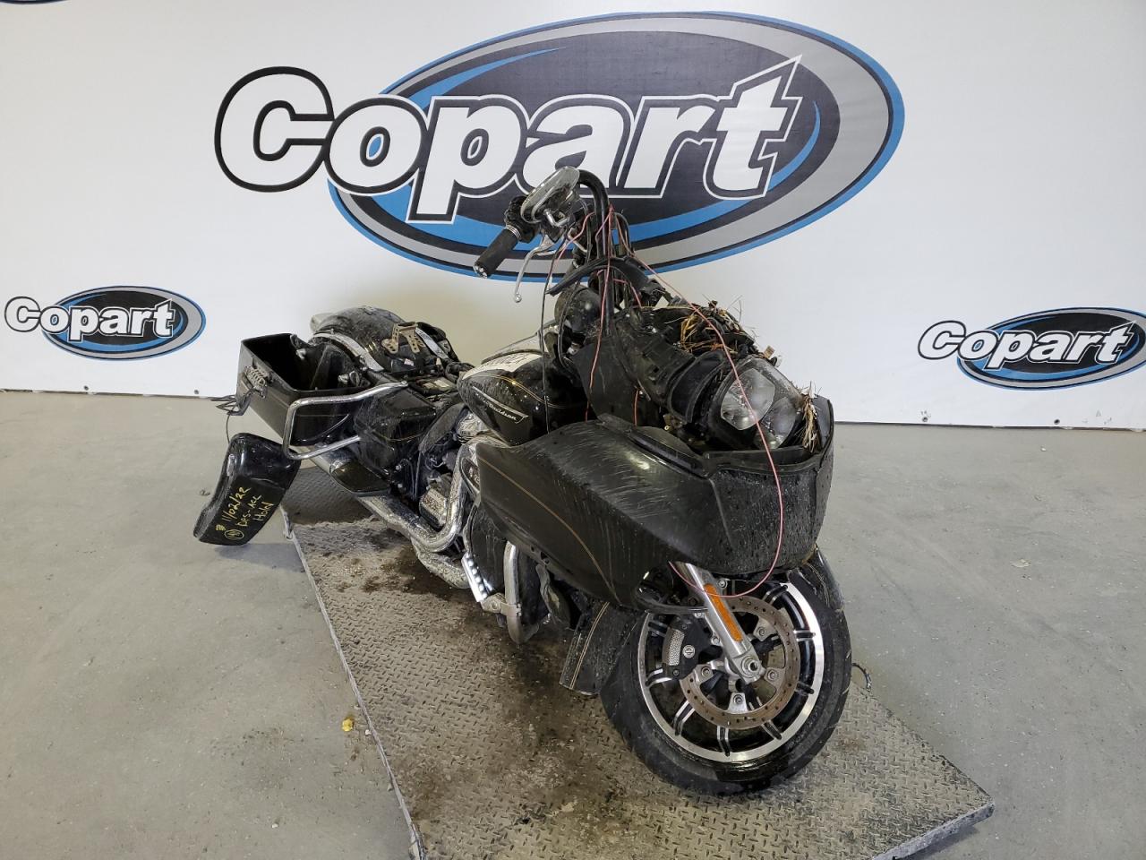1HD1KGD10HB629525 HARLEY-DAVIDSON FLTRU 2017