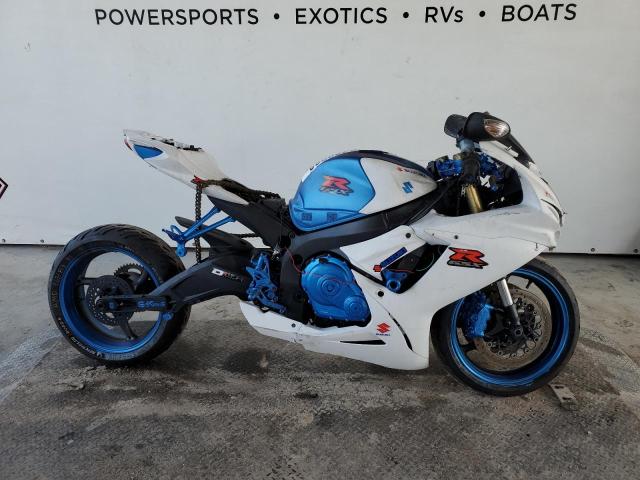 2011 SUZUKI GSX750 - JS1GR7MA7B2103417