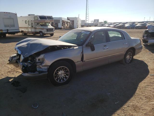 Salvage cars for sale from Copart Amarillo, TX: 2002 Lincoln Town Car S
