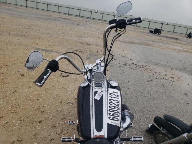 2011 HARLEY-DAVIDSON FXCWC 1HD1JK517BB045621