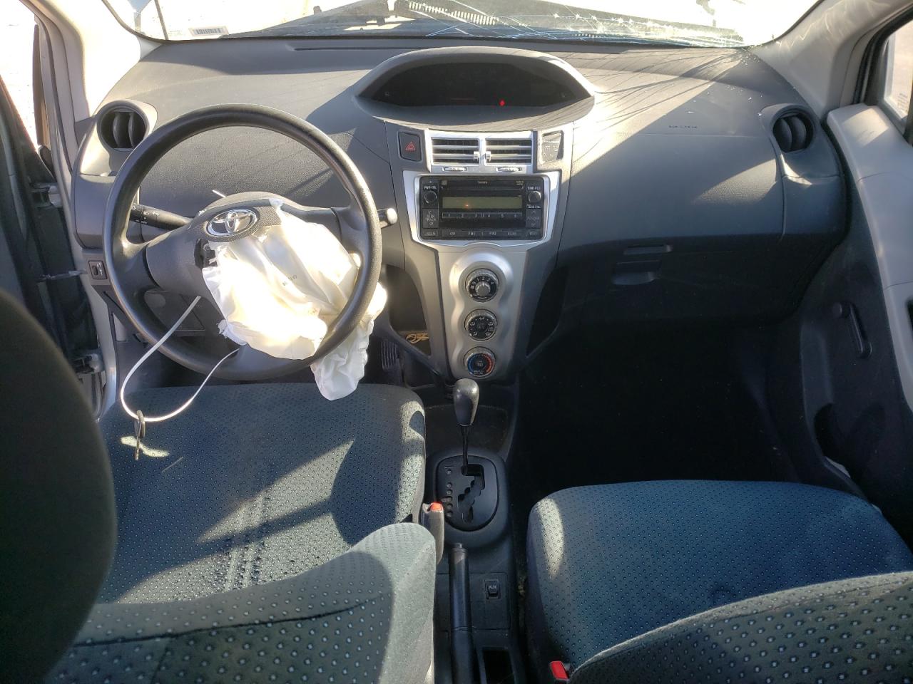 2008 Toyota Yaris - Image 8