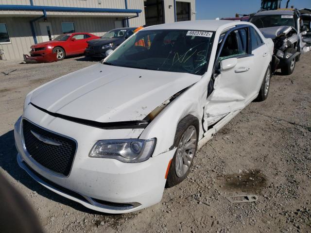 2017 Chrysler 300 Limited