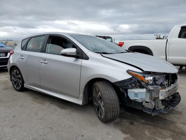 Hatchbacks TOYOTA SCION 2016 Srebrny