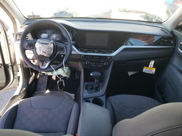 KNDCB3LC1M5462882 KIA NIRO LX