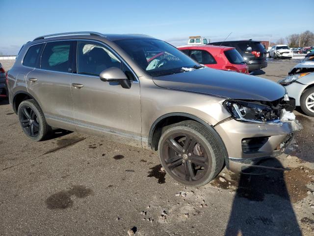 2017 VOLKSWAGEN TOUAREG WO WVGRF7BP7HD000747
