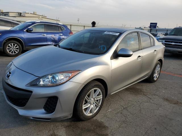 Salvage cars for sale from Copart Bakersfield, CA: 2013 Mazda 3 I